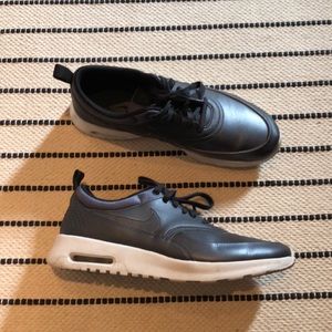 Nike Air Max Thea SE Metallic Hematite size 10